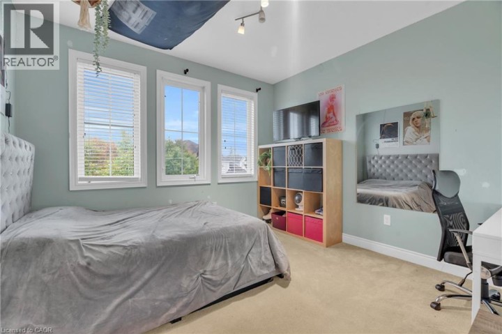 Photo 30 at 75 Chase Crescent, Cambridge