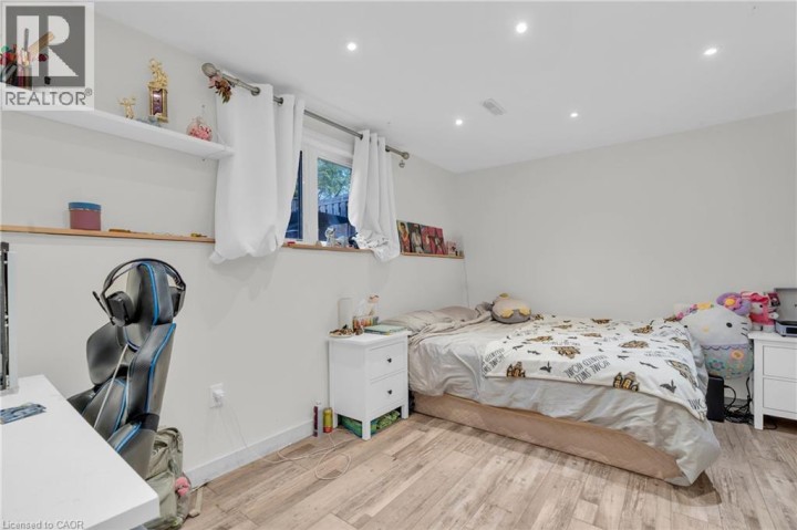 Photo 35 at 75 Chase Crescent, Cambridge