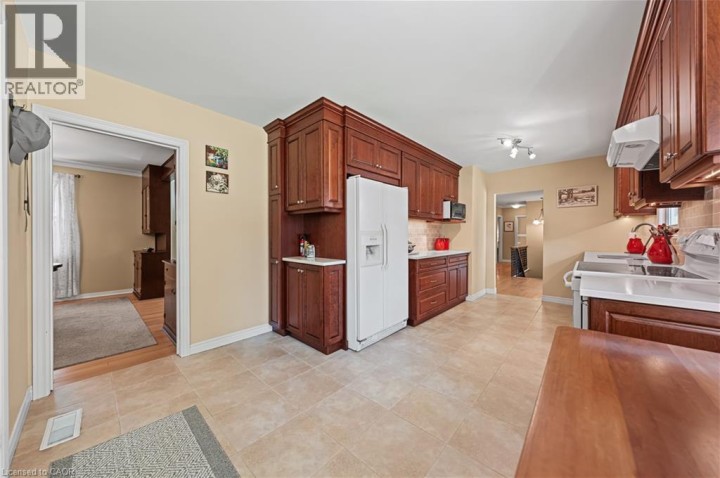 Photo 11 at 45 Highland Crescent, Cambridge