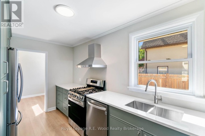 Photo 7 at 35 Sanders Street, Tillsonburg Photo 7 at 35 Sanders Street, Tillsonburg