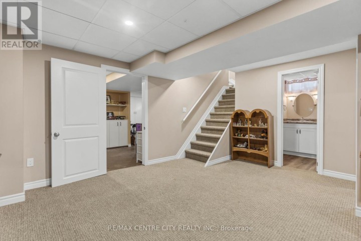 Photo 15 at 241 Forest Avenue, St. Thomas