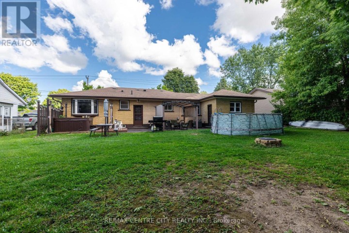 Photo 23 at 241 Forest Avenue, St. Thomas