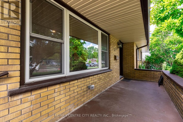 Photo 5 at 241 Forest Avenue, St. Thomas