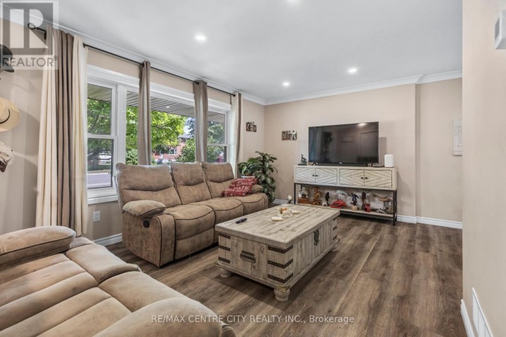 Photo 7 at 241 Forest Avenue, St. Thomas