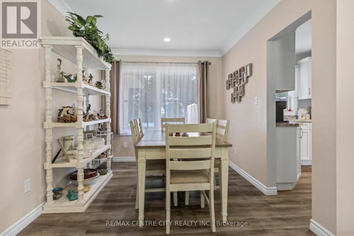 Photo 8 at 241 Forest Avenue, St. Thomas