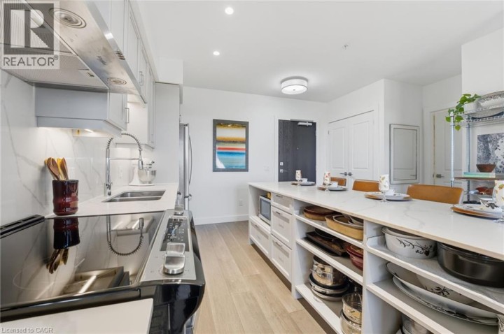 Photo 6 at 15 GLEBE Street 1410, Cambridge