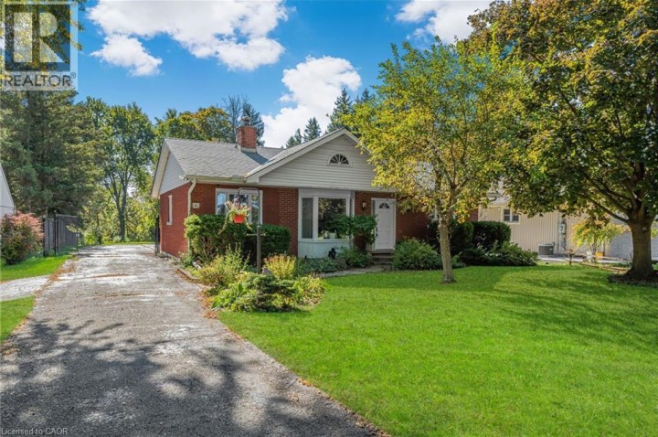 Photo 2 at 141 Riverbank Drive, Cambridge