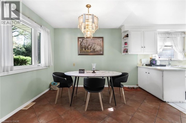 Photo 7 at 141 Riverbank Drive, Cambridge