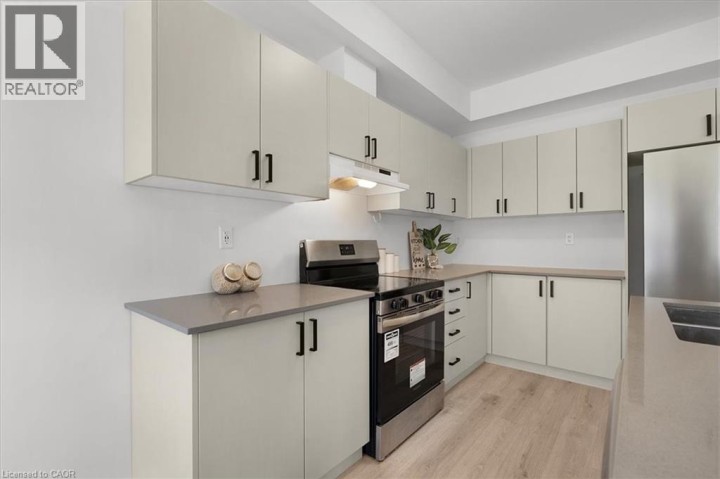 Photo 9 at 155 EQUESTRIAN Way 62, Cambridge