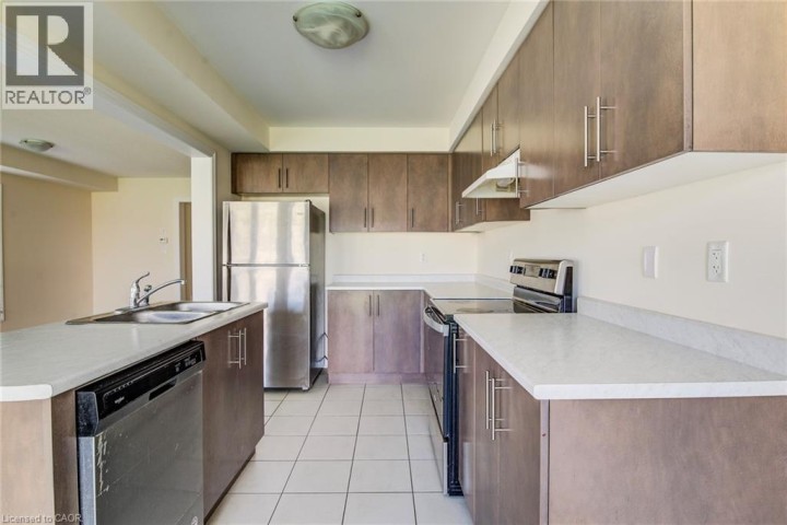 Photo 8 at 740 LINDEN Drive 1, Cambridge