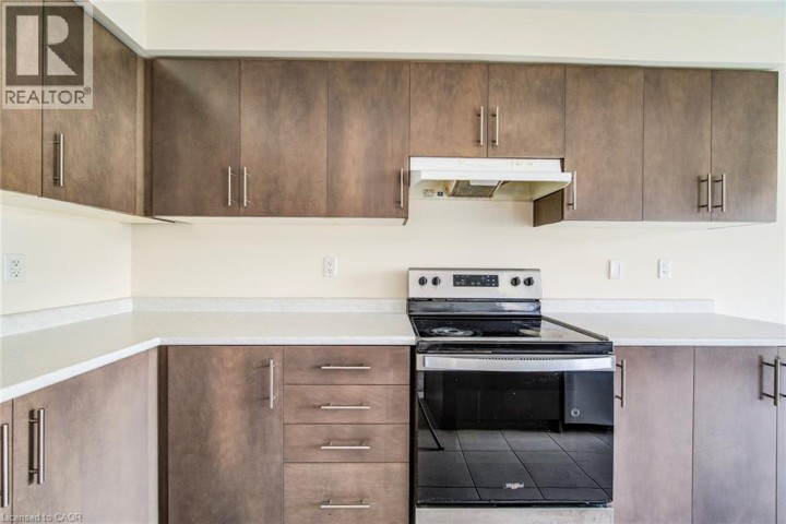 Photo 9 at 740 LINDEN Drive 1, Cambridge