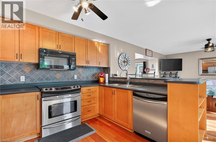 Photo 4 at 92 Baggs Crescent, Cambridge