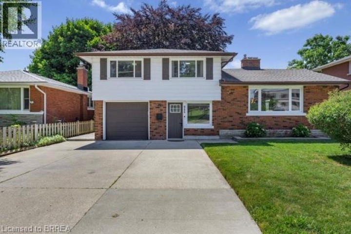 Photo 1 at 944 Concession Road, Cambridge