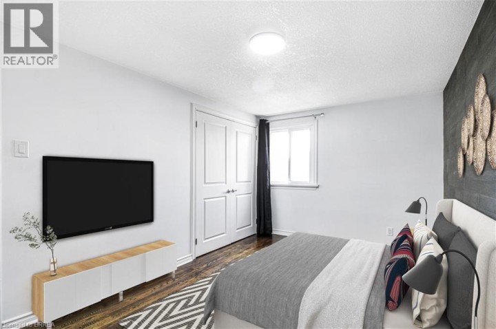 Photo 22 at 944 Concession Road, Cambridge