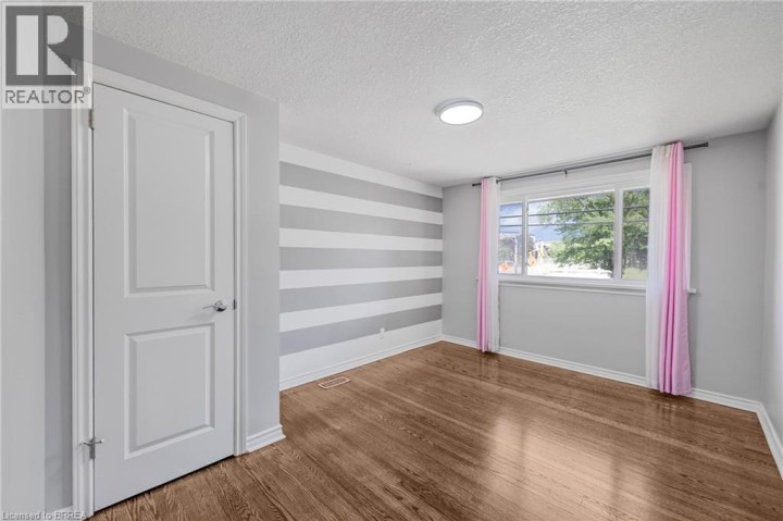 Photo 29 at 944 Concession Road, Cambridge