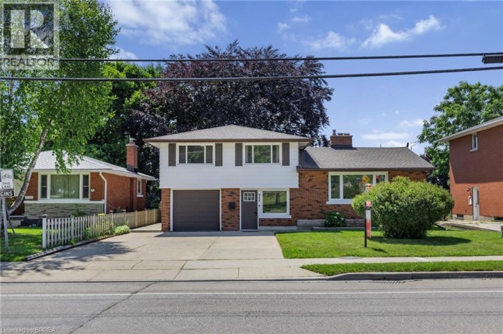 Photo 3 at 944 Concession Road, Cambridge