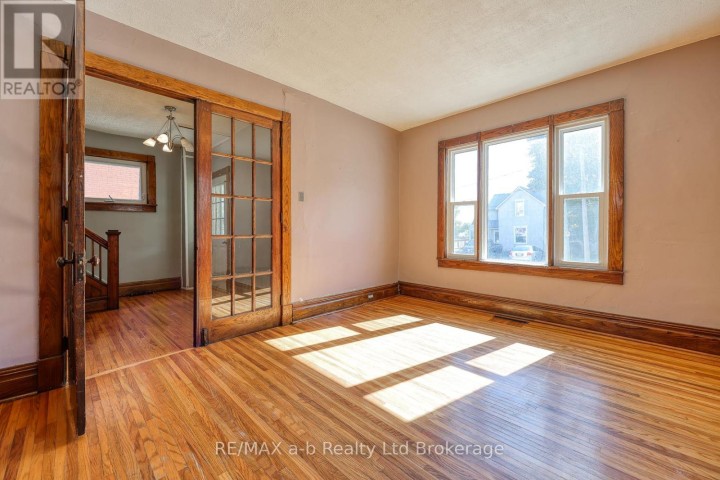 Photo 14 at 56 London Street W, Tillsonburg Photo 14 at 56 London Street W, Tillsonburg