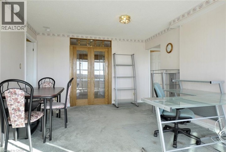 Photo 12 at 237 KING Street W 1210, Cambridge