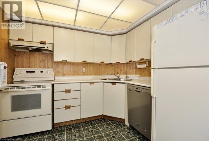 Photo 15 at 237 KING Street W 1210, Cambridge