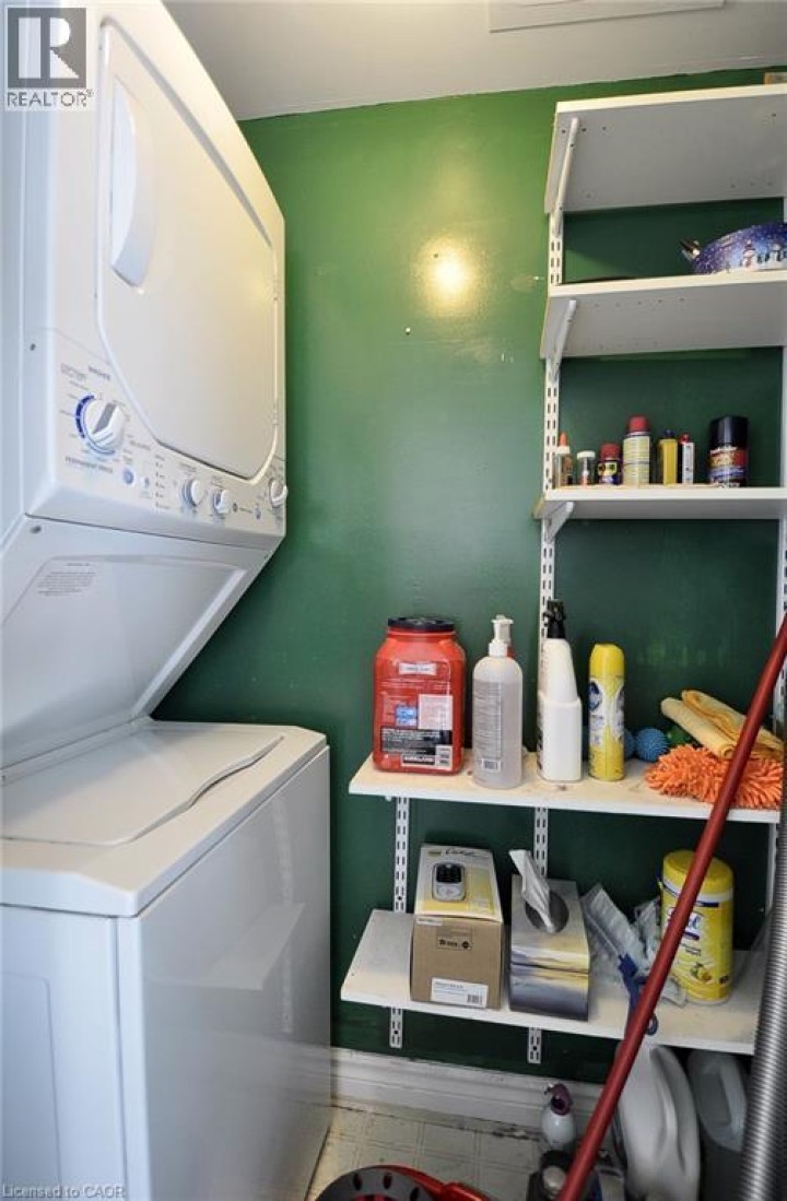 Photo 25 at 237 KING Street W 1210, Cambridge