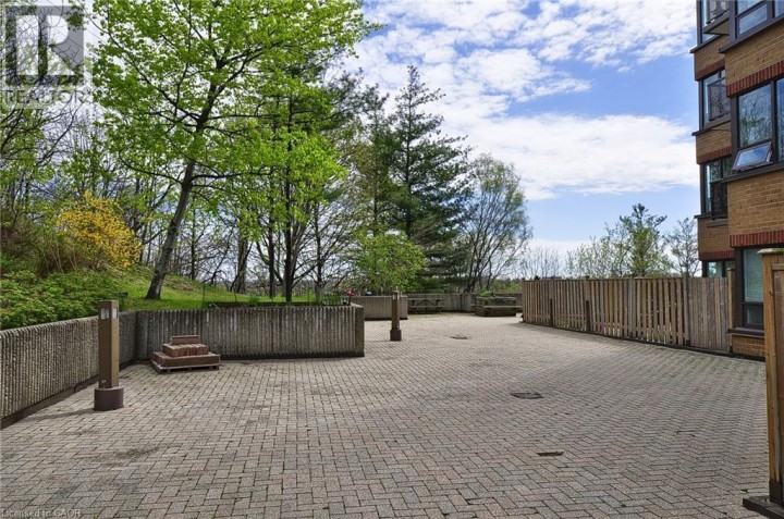 Photo 32 at 237 KING Street W 1210, Cambridge