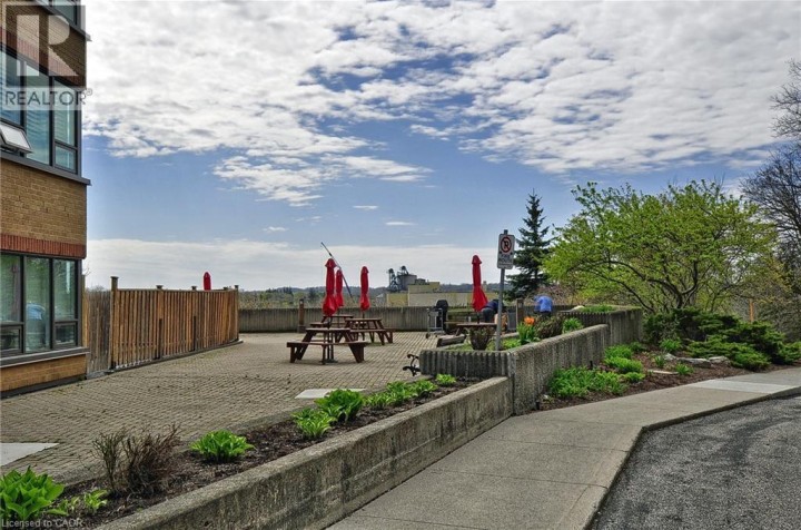 Photo 34 at 237 KING Street W 1210, Cambridge