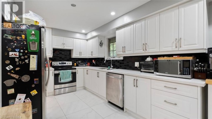 Photo 15 at 279 Cockshutt Road, Brantford