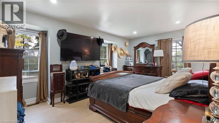 Photo 22 at 279 Cockshutt Road, Brantford