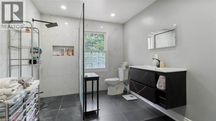 Photo 28 at 279 Cockshutt Road, Brantford