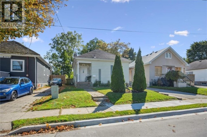 Photo 1 at 11 Stanley Street, Cambridge