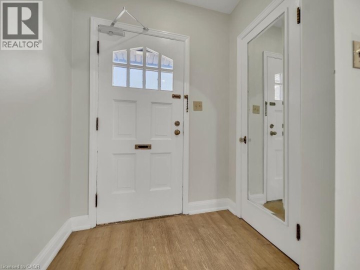 Photo 3 at 860 Vine Street, Cambridge