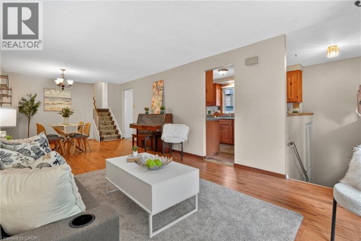 Photo 7 at 73 Northview Heights Drive, Cambridge