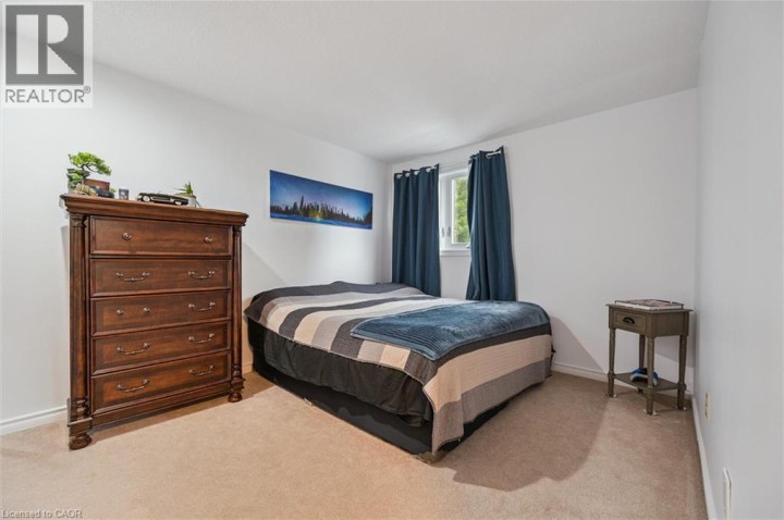 Photo 10 at 118 Glamis Road, Cambridge