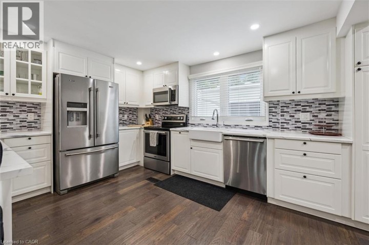 Photo 3 at 118 Glamis Road, Cambridge