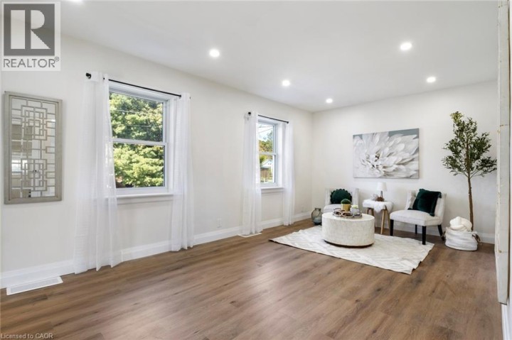 Photo 18 at 613 Lowther Street S, Cambridge