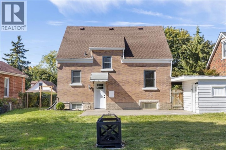 Photo 32 at 613 Lowther Street S, Cambridge