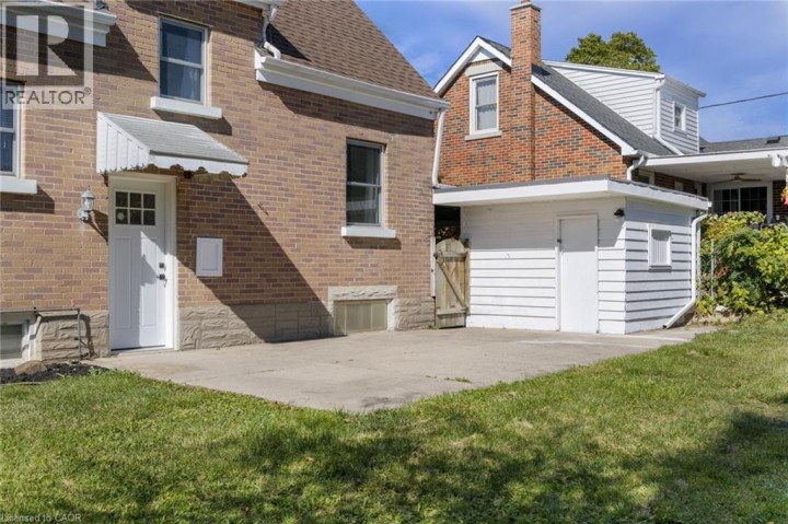 Photo 36 at 613 Lowther Street S, Cambridge