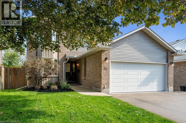 Photo 4 at 57 Foxridge Drive, Cambridge