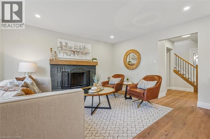 Photo 9 at 57 Foxridge Drive, Cambridge