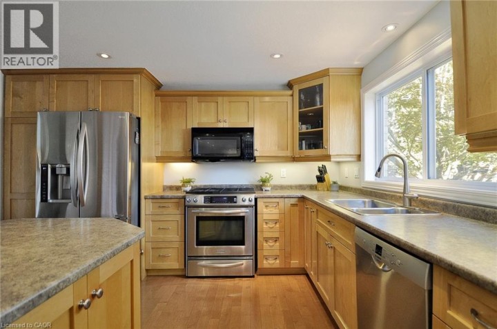 Photo 9 at 299 Cooper Street, Cambridge