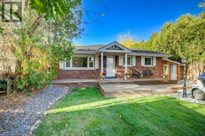 Photo 2 at 18 Hilltop Drive, Cambridge