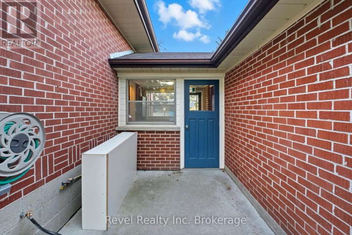 Photo 11 at 87 Blandford Street, Innerkip, Woodstock