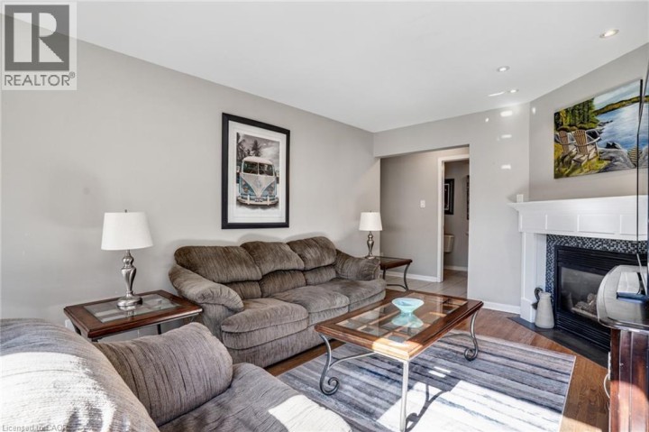 Photo 20 at 795 Saginaw Parkway, Cambridge