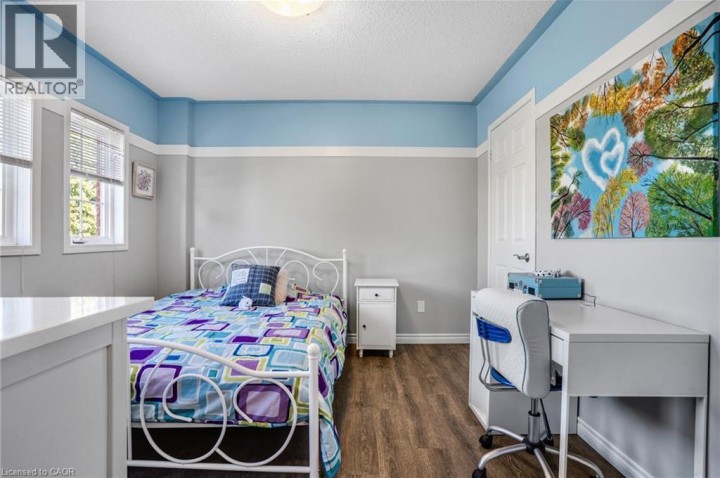 Photo 34 at 795 Saginaw Parkway, Cambridge