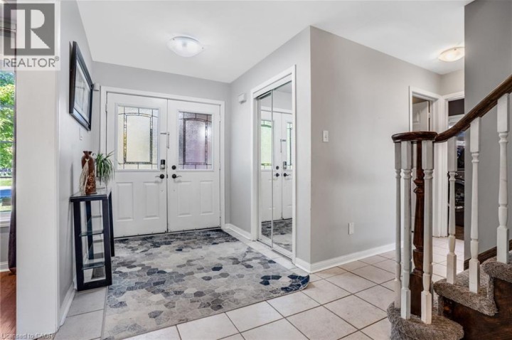 Photo 4 at 795 Saginaw Parkway, Cambridge