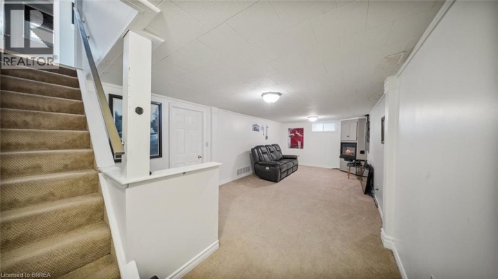 Photo 24 at 5 Kinnard Road, Brantford