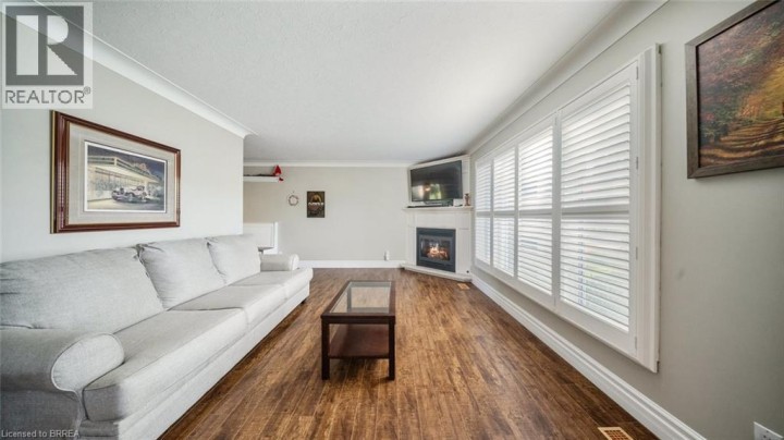 Photo 7 at 5 Kinnard Road, Brantford