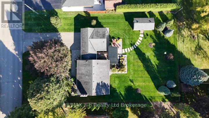 Photo 9 at 16 Charlotte Avenue, Tillsonburg Photo 9 at 16 Charlotte Avenue, Tillsonburg