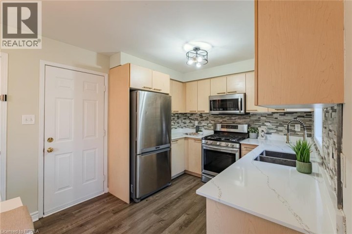 Photo 16 at 190 Osborn Avenue, Brantford