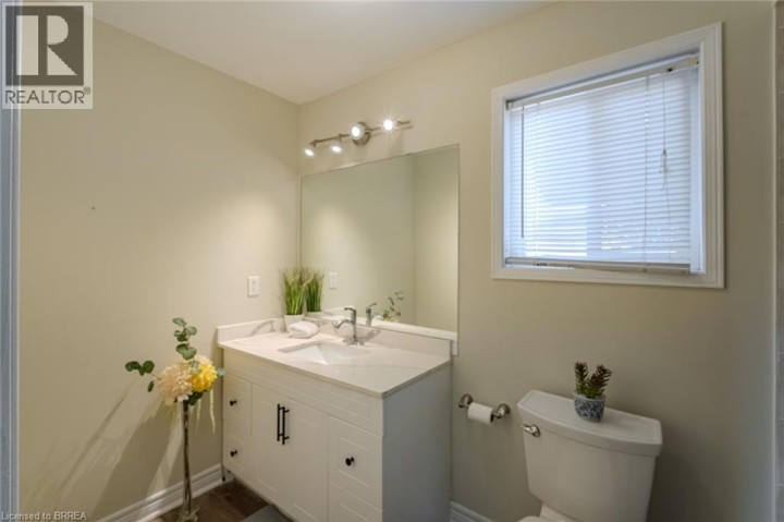 Photo 22 at 190 Osborn Avenue, Brantford